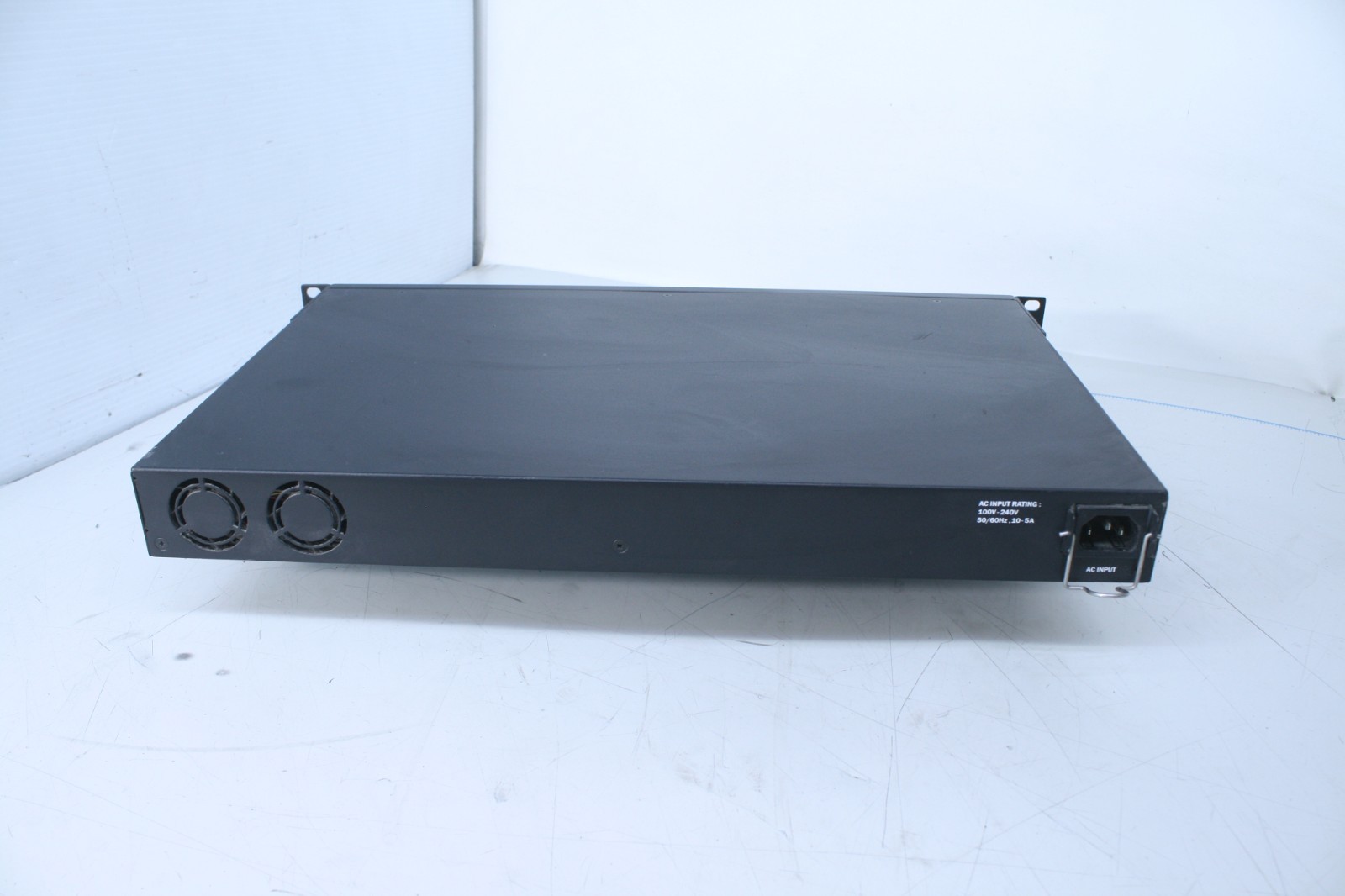 Ruckus ICX 7150-24P ICX7150-24P-4X1G Network Switch 24-Ports T7-A5