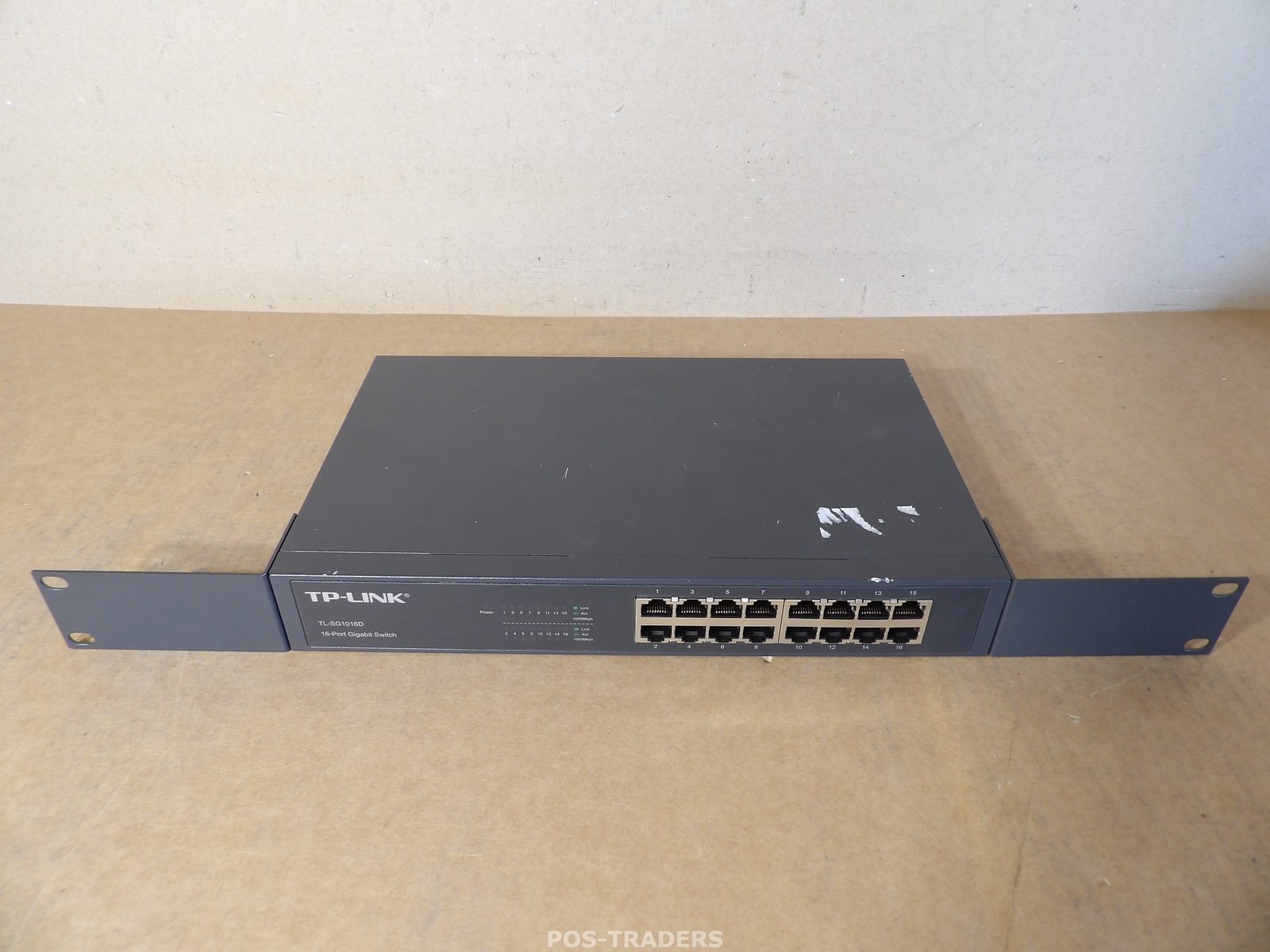 TP-LINK TL-SG1016D Ver:5.0 16-Port Gigabit Ethernet Switch – INCL RACK EARS