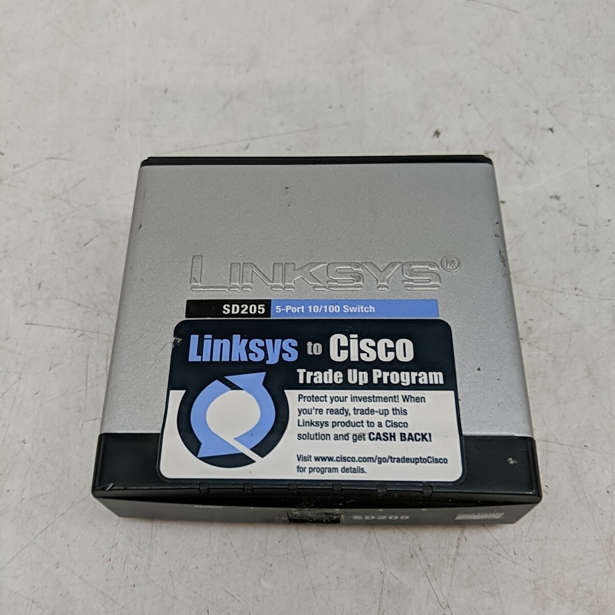Linksys 5 Port 10/100 Switch SD205 with Power Supply Cisco Wired