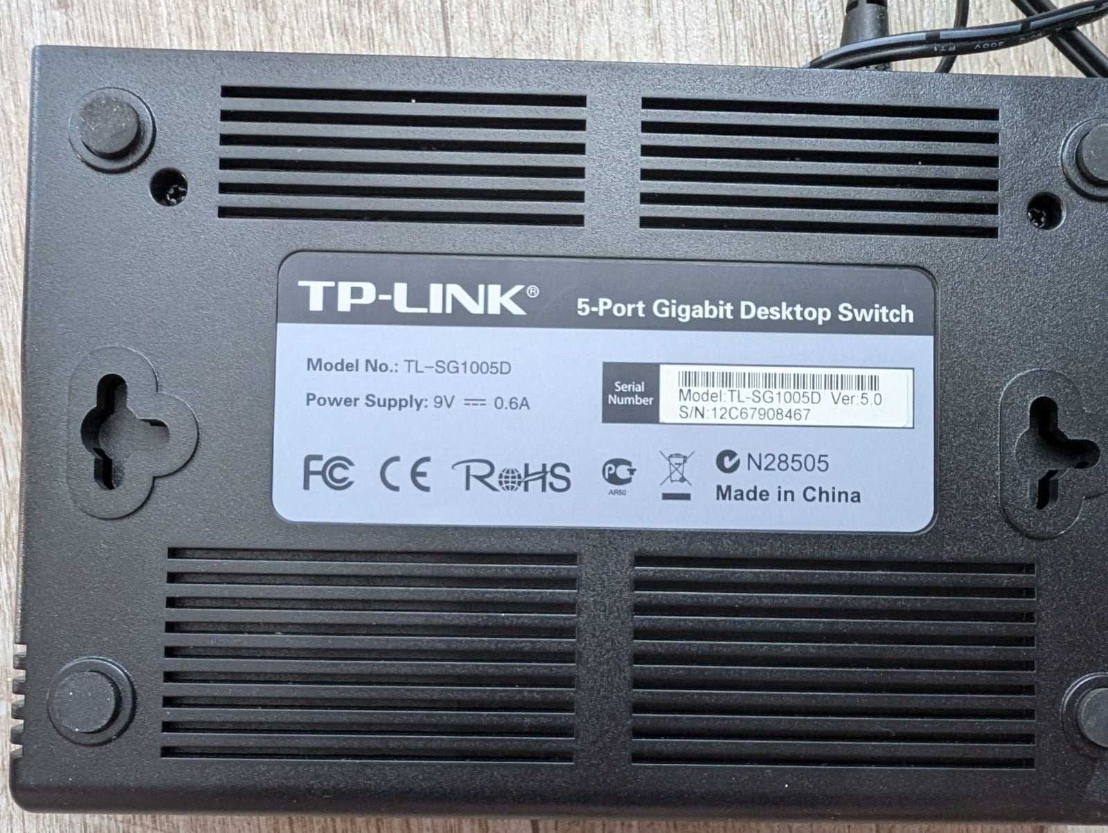TP-Link TL-SG1005D | 5-Port Gigabit Desktop Switch