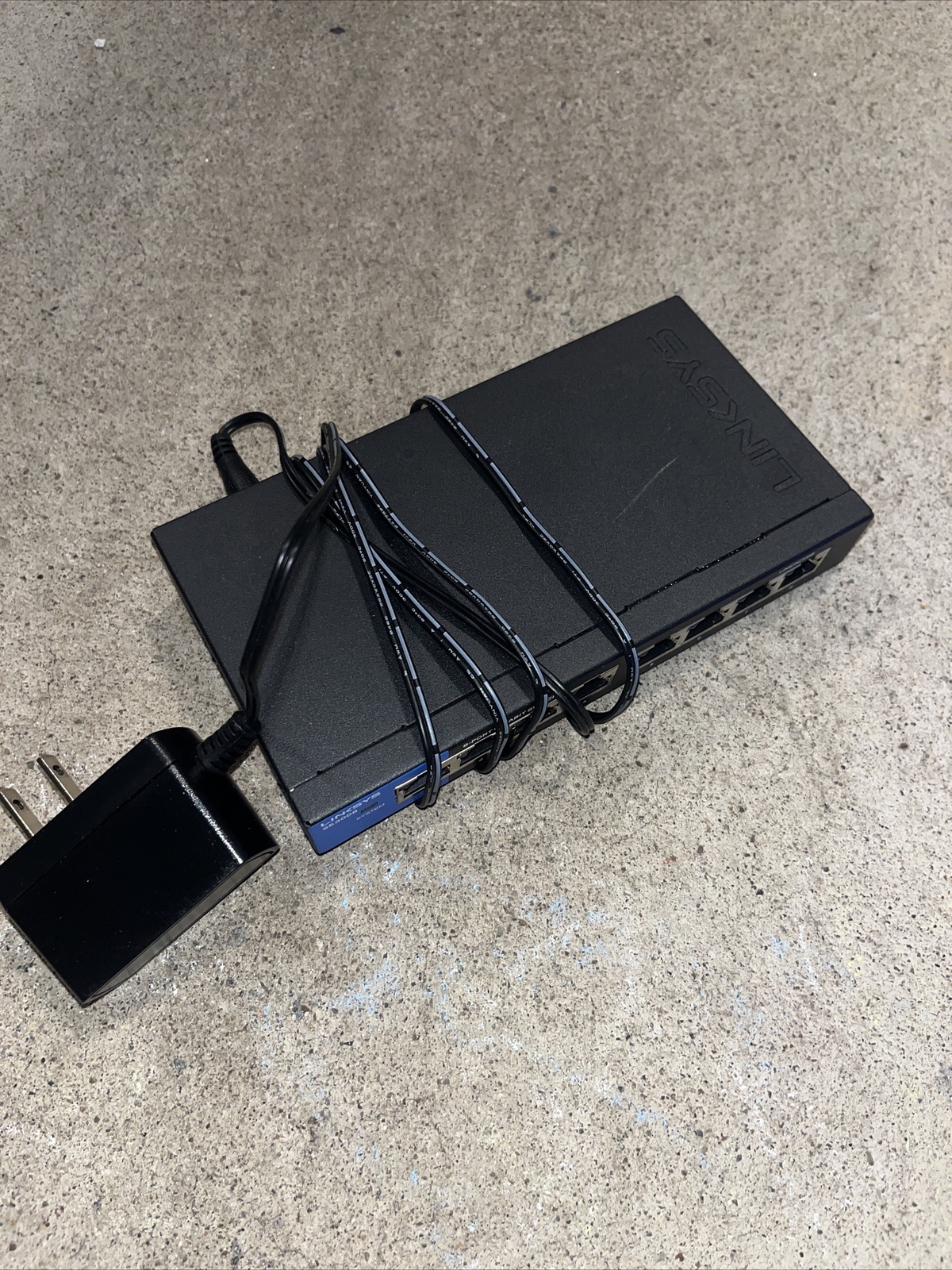 Linksys SE3008 8-Port Gigabit Ethernet Switch