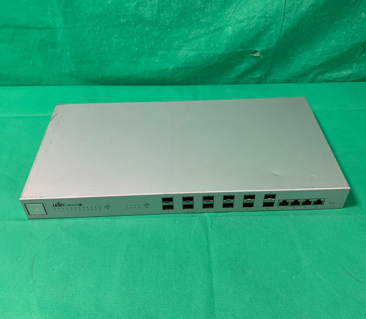 Ubiquiti US-16-XG UniFi 16-Port Managed Aggregation Switch *READ / FOR PARTS*