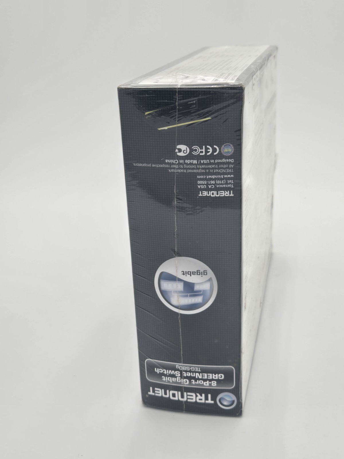 SEALED Brand NEW Trendnet 8-Port Gigabit GREENnet Switch J100