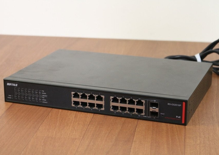 USED BUFFALO BS-GS2016 Layer 2 Giga Smart Switch 16 Port Black SNMP VLAN Japan