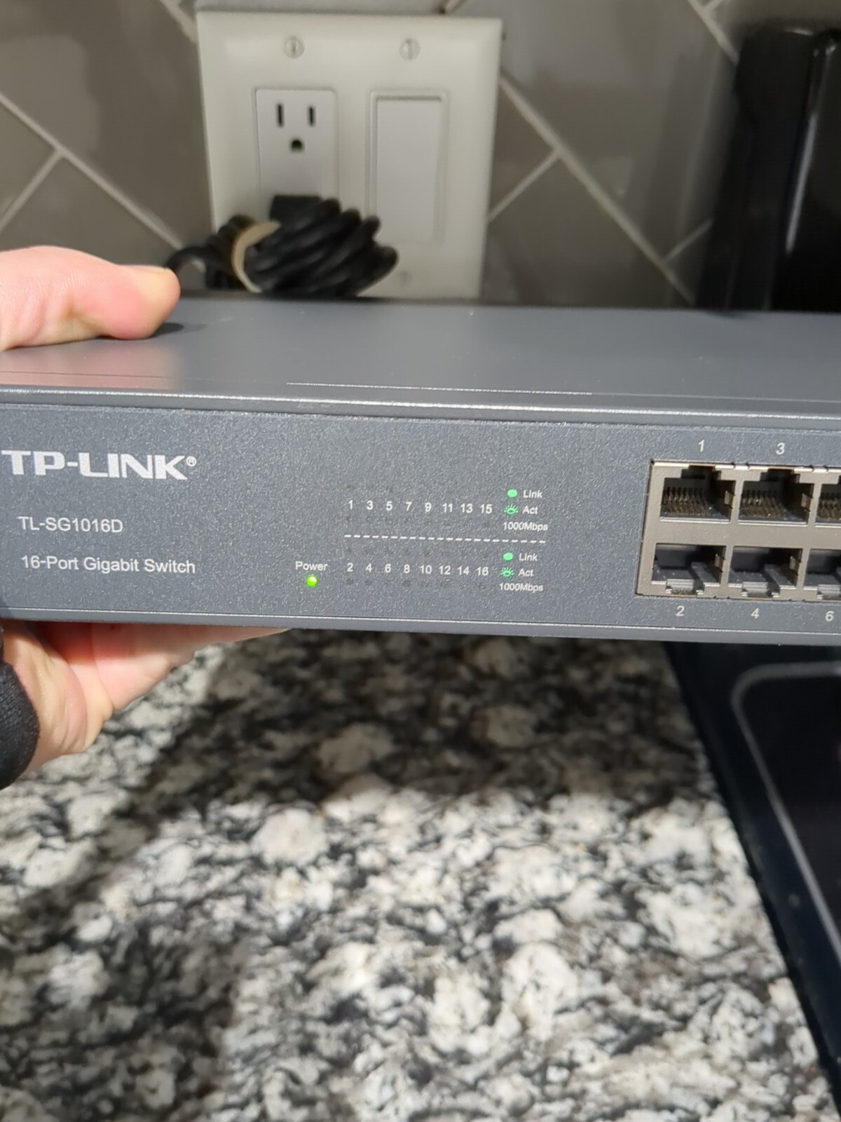 TP-Link TL-SG1016DE 16-Port Gigabit Easy Smart Switch