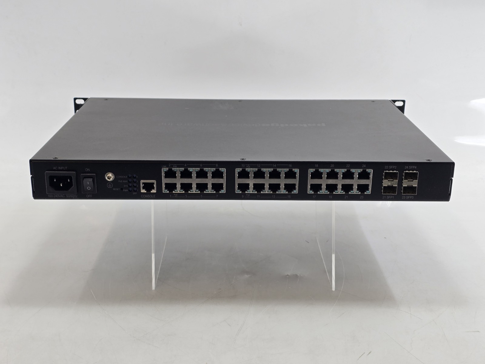 Pre Owned | Pakedge SX-24P16 Device & Software 24-Port Network Switch – Black