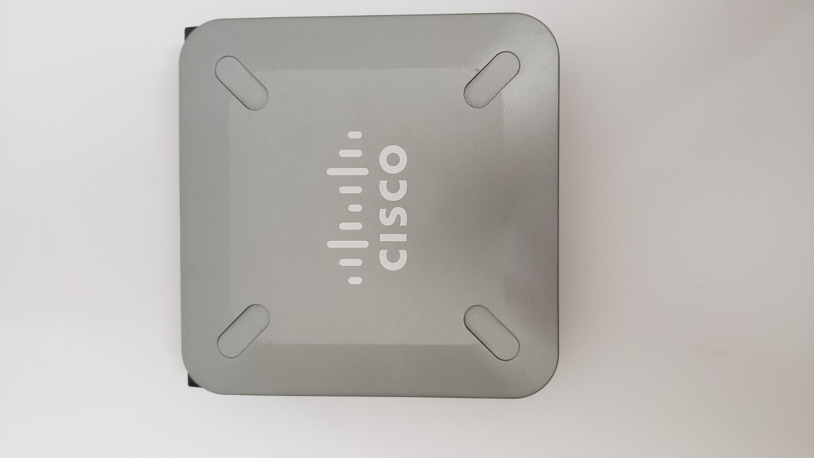 CISCO 8 Port 10/100 Switch PoE QoS with AC Adapter