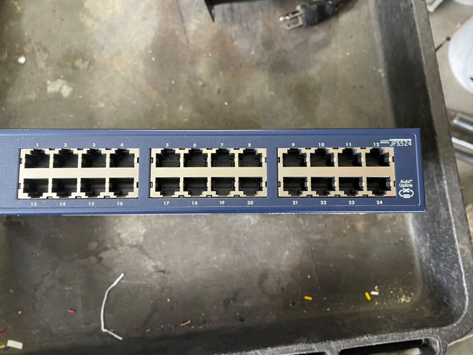NetGear ProSafe (JFS524) 24-Ports External Switch