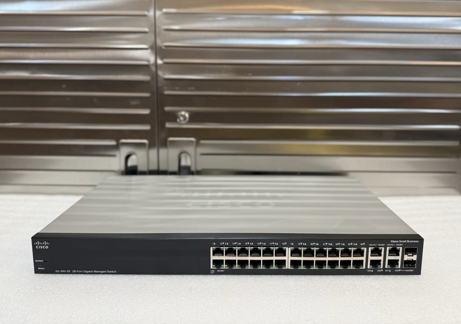 Cisco SG300-28-K9 28-Port Gigabit Managed Switch