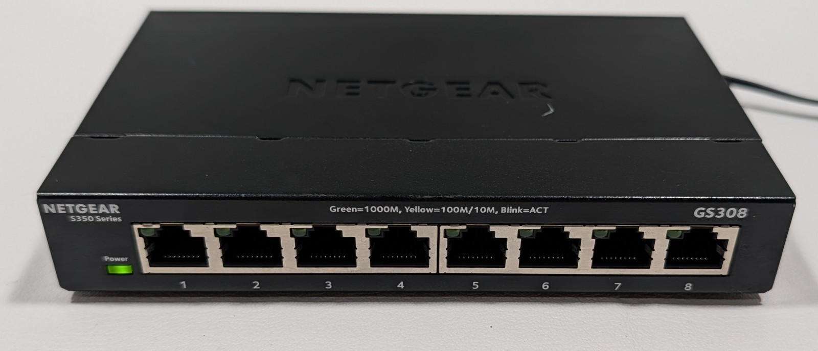 8-Port Gigabit Ethernet Unmanaged Switch (GS308) – Home Network Hub