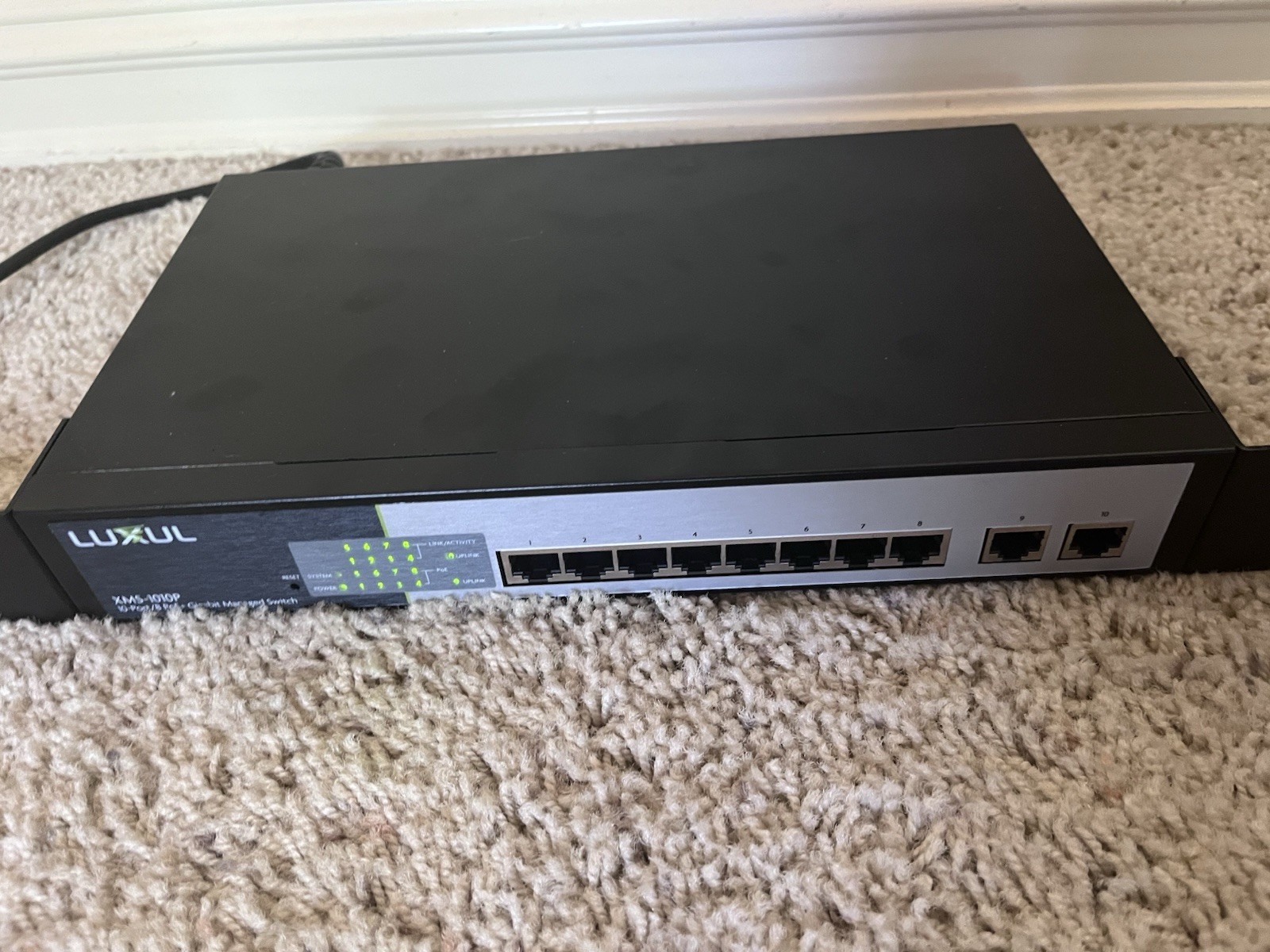 Luxul 10-Port/8 PoE+ Gigabit Managed Switch XMS-1010P
