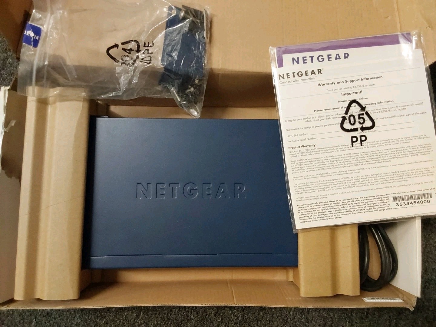 Netgear ProSAFE JGS524 Wired 24-Port Gigabit Ethernet Switch – Free Shipping AA