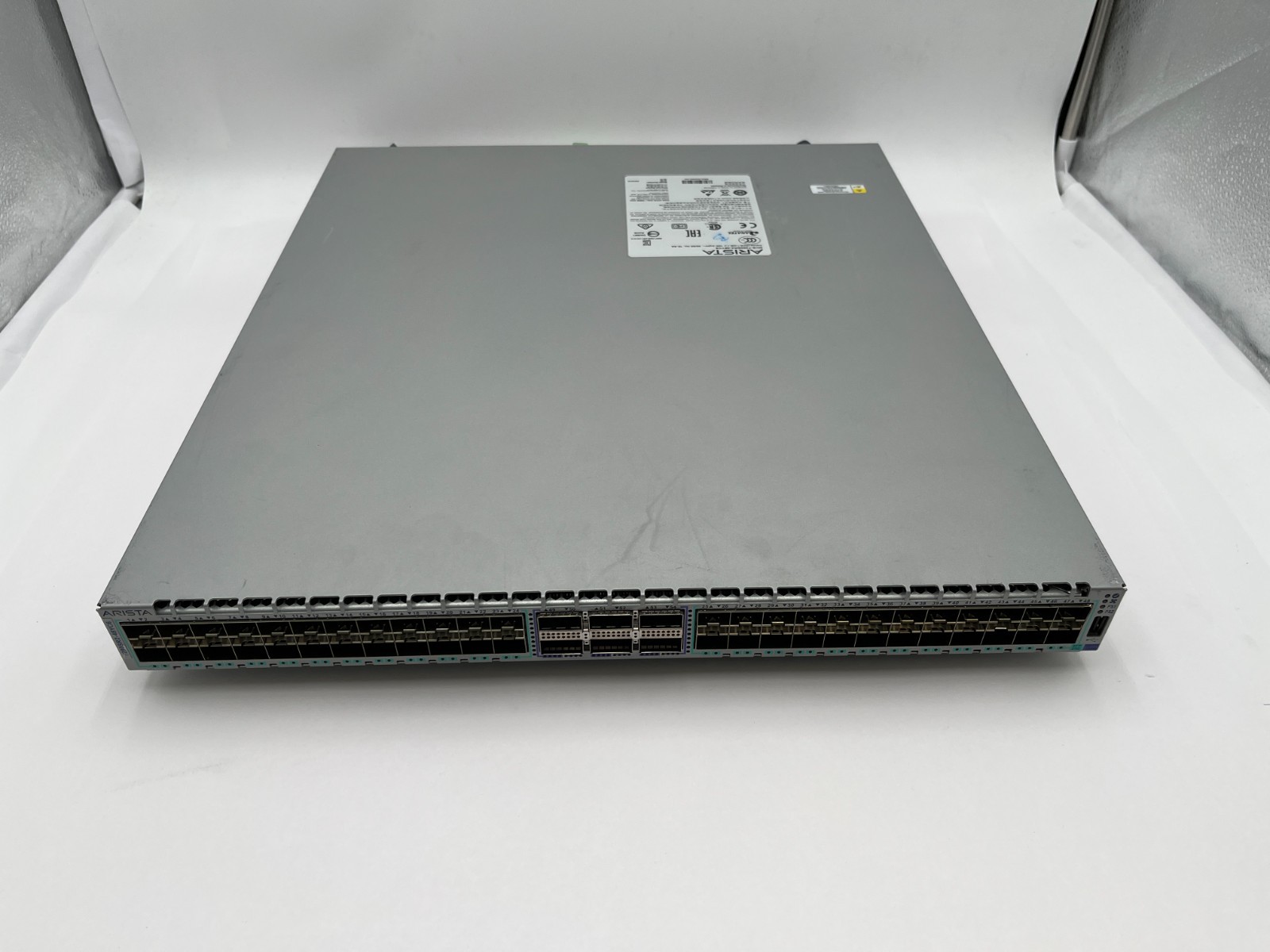 Arista DCS-7280SR2A-48YC6-R 48 x 25GbE and 6 x 100GbE 2x 750W PSU