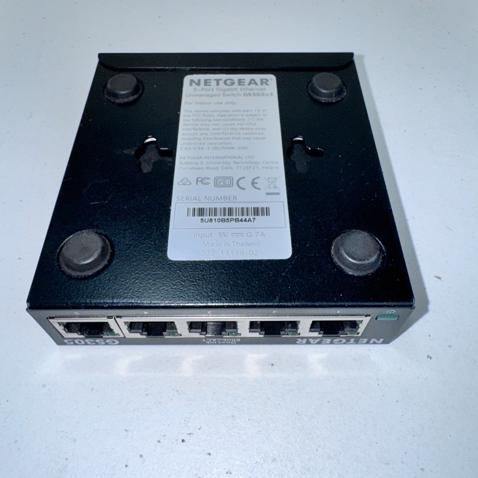 NETGEAR Ethernet Splitter 5-Port Gigabit Unmanaged Home Network Switch (GS305)