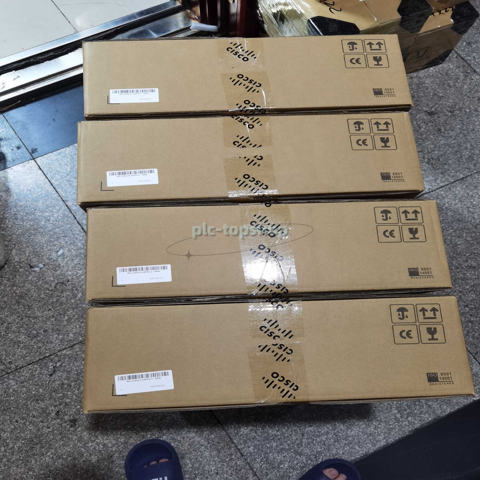 1PC CISCO WS-C2960X-48FPD-L CATALYST 2960X 48 GigE PoE 740W plc