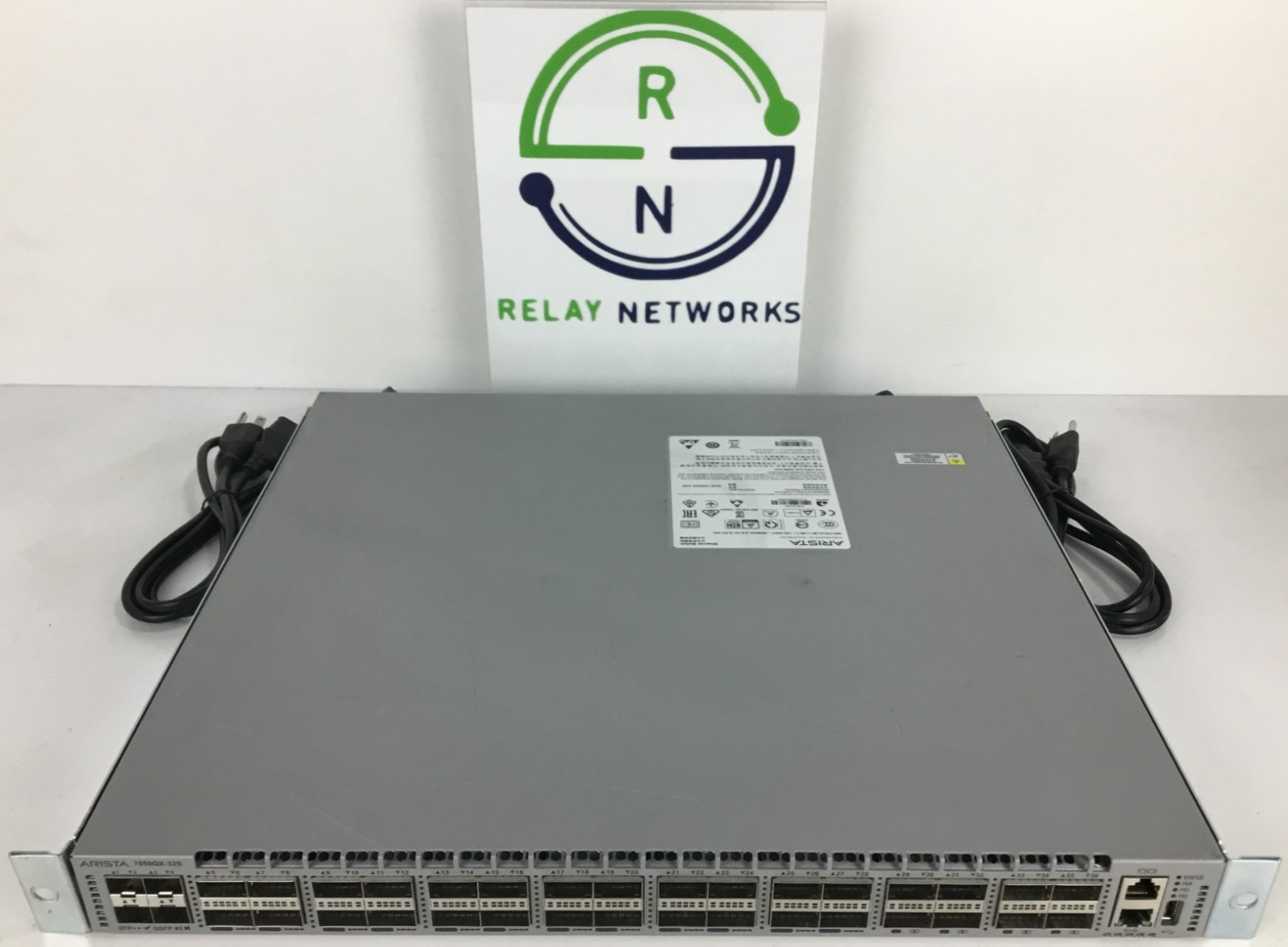 Arista DCS-7050QX-32S-R 32 40-Gigabit QSFP+ Ports, 4 SFP+ L3