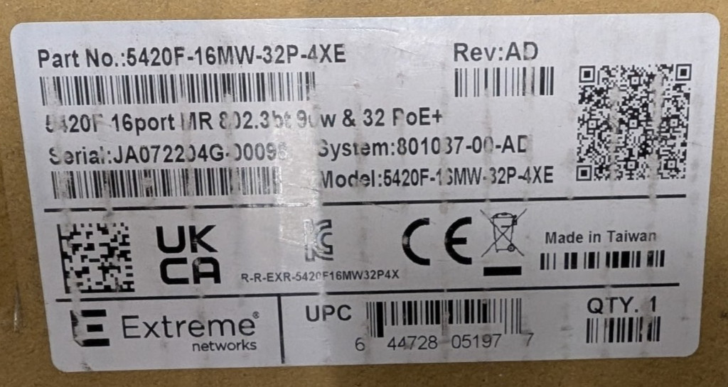 Extreme 5420F-16MW-32P-4XE 16×2.5G PoE++ 32x1G PoE+ 4x10G SFP+ Switch