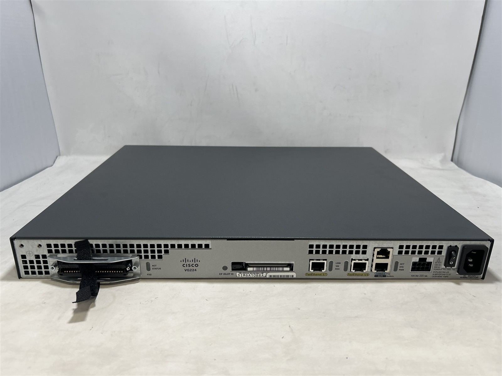 Cisco VG224 Fast Ethernet Voice Gateway Network Switch P/N VG224 V06