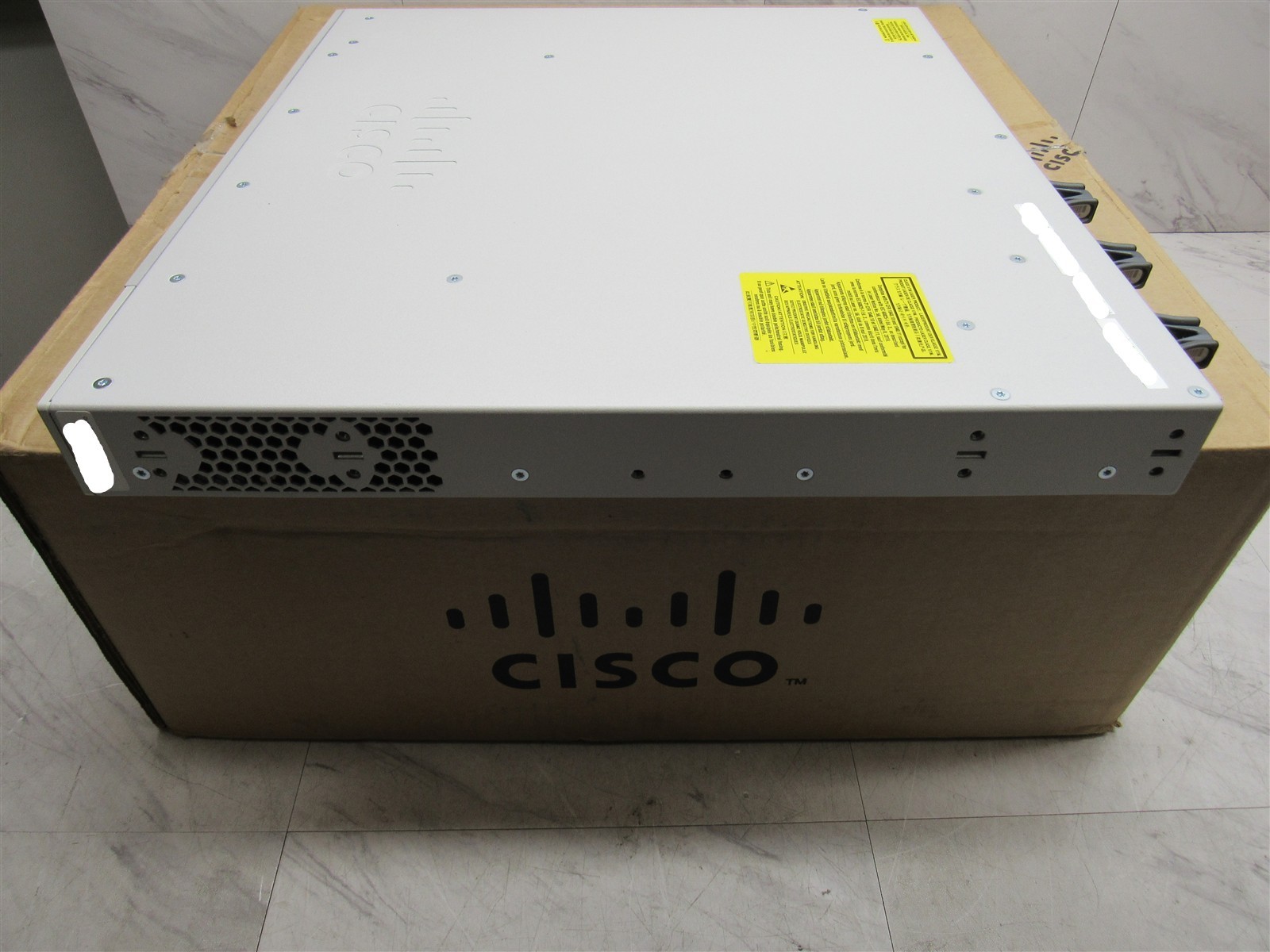 NEW Cisco C9300-24P-M 24-Port Gigabit Managed PoE+ Switch w/ PWR-C1-715WAC-P