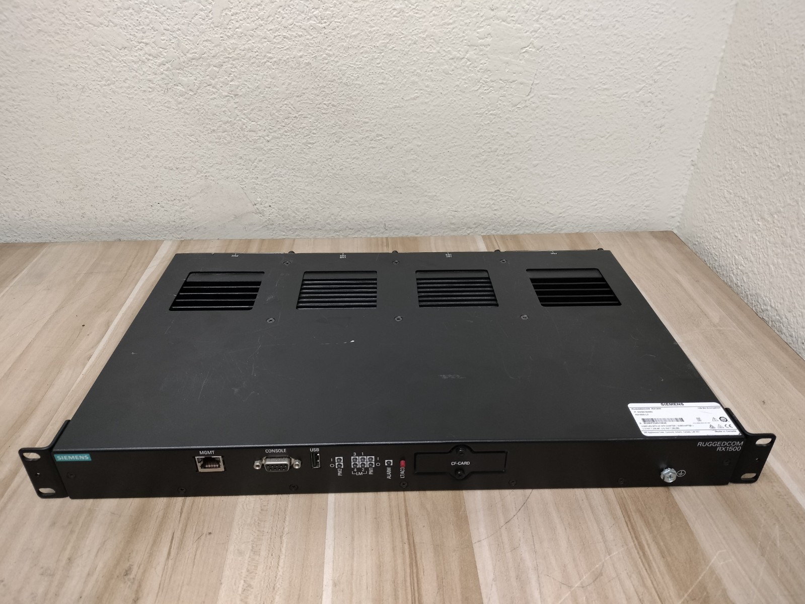 SIEMENS RUGGEDCOM RX1500-L3 RX1500PN-6GK60150AM2 INDUSTRIAL NETWORK SWITCH