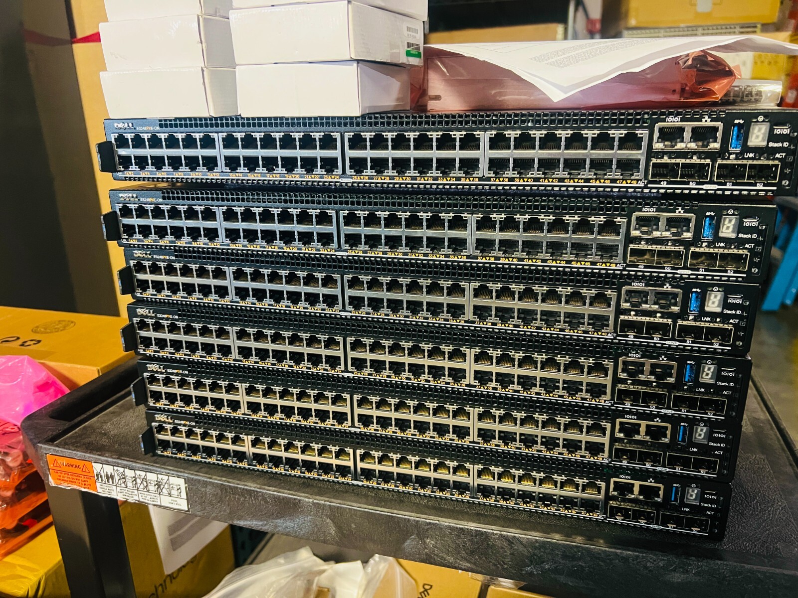 Dell E3248PXE-ON 48P 10GbE 4P SFP28 2P QSFP28 UPoE+ SONiC Switch