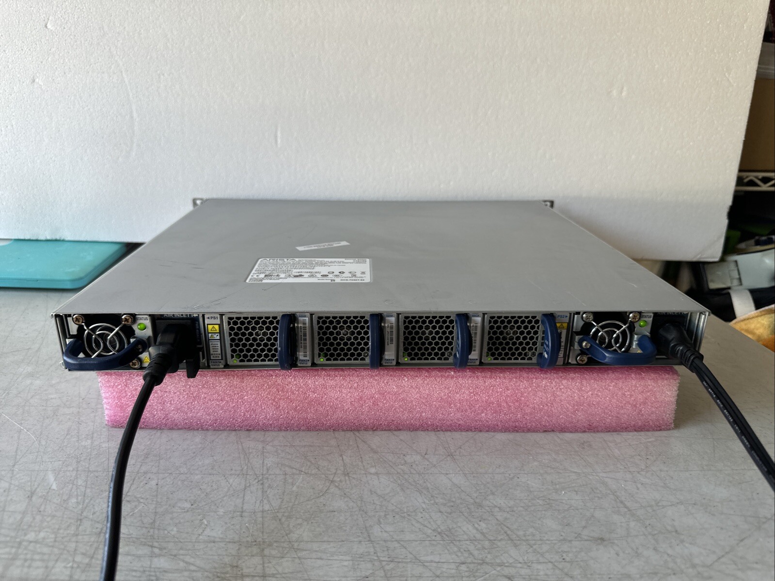 Arista DCS-7050T-52-48-Port RJ45 4x SFP+ Switch Dual AC-PSU –