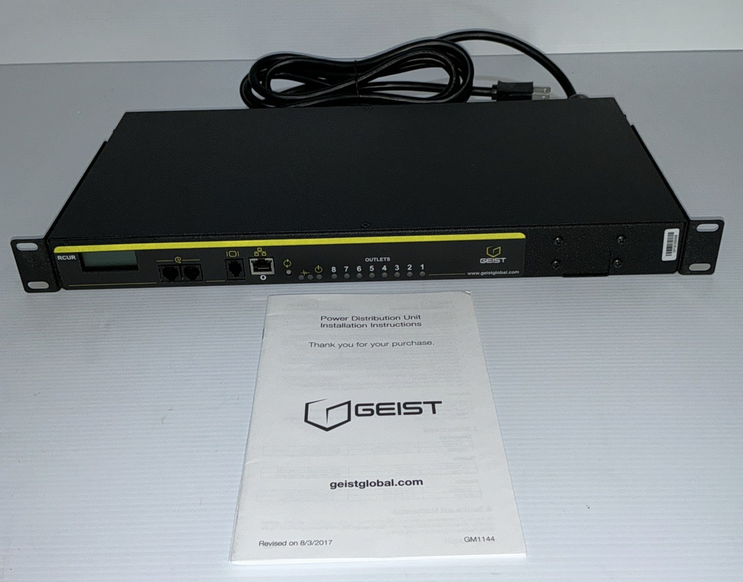 GEIST | 14741Q | RCURN082-101D15ST5-0D 8xNEMA 5-15R 15A 120V 1U Rack PDU