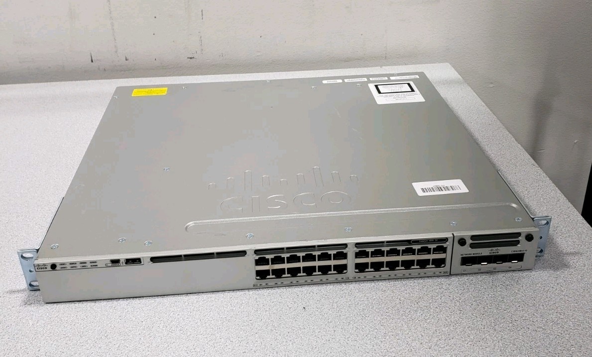 CISCO Catalyst 3850 24 Port Network Switch | WS-C3850-24T-S V04