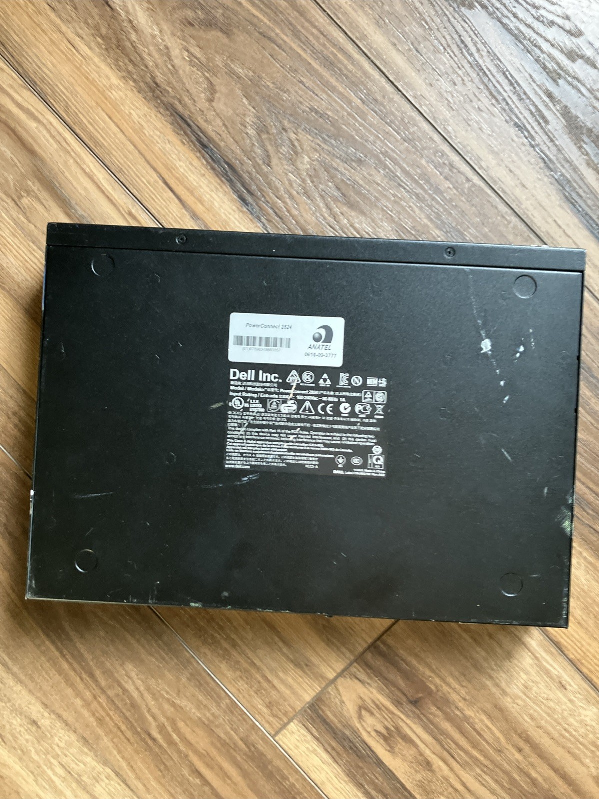 Dell Powerconnect 2824 24 Port Gigabit Ethernet Switch w/ Rack Ears Mount