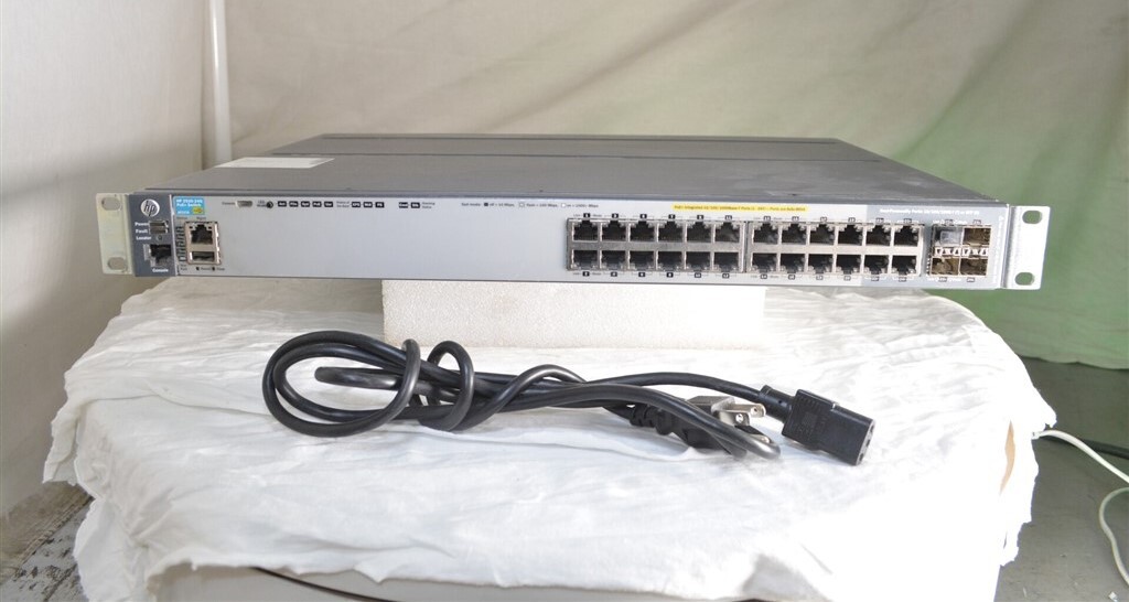 HP J9727A ProCurve 2920-24G PoE+ 24-Port Managed Ethernet Switch