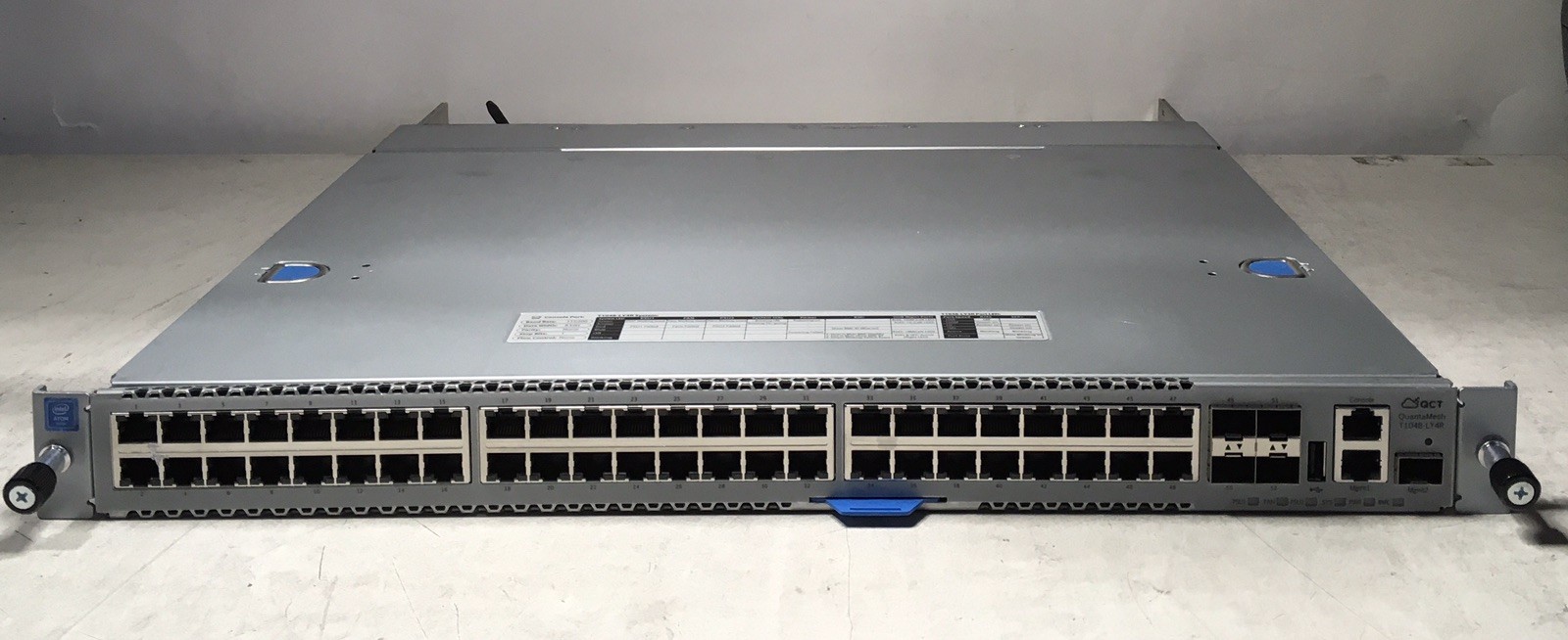 Quanta Mesh T1048-LY4R 48 Port 1Gbps Switch 2x 120W PSU 10Gbps *NO OS*