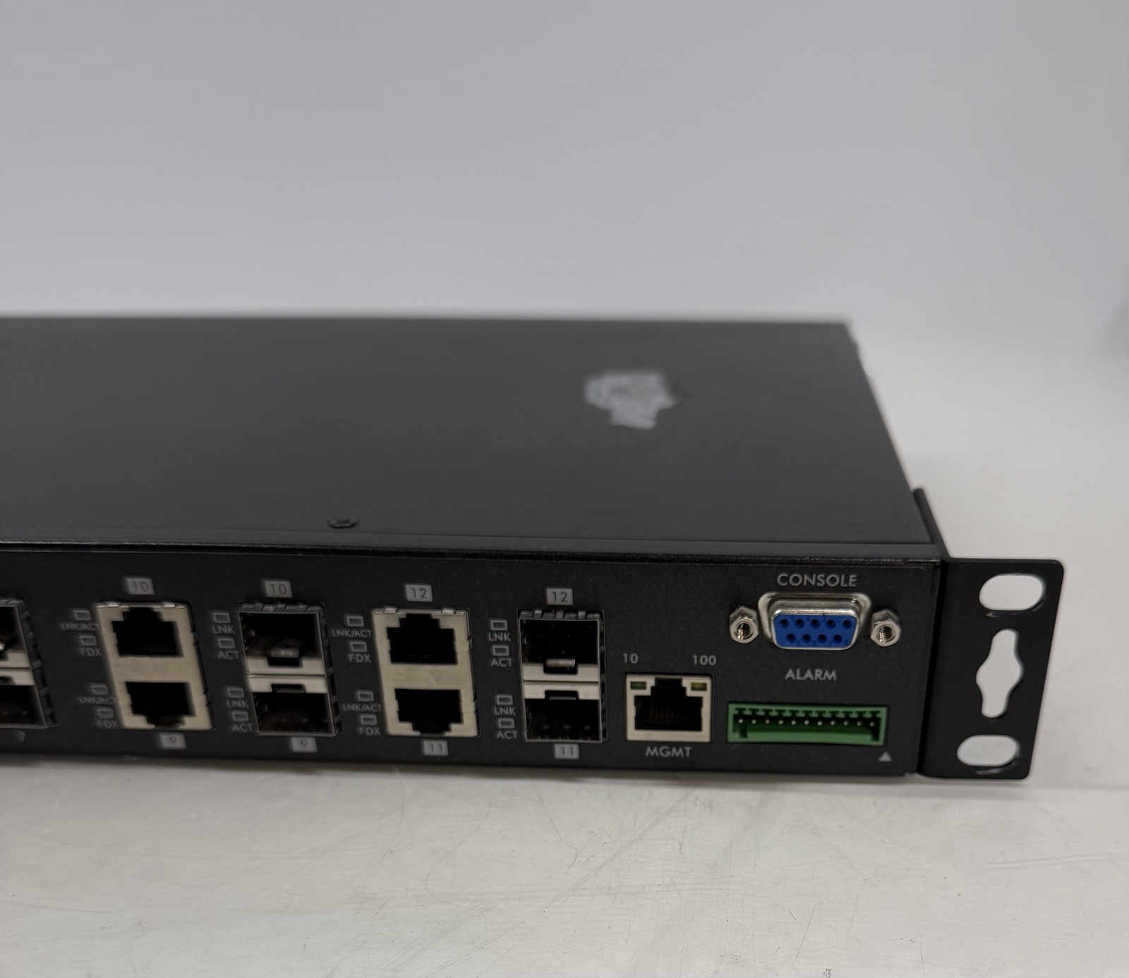 Zyxel MGS-3712F 8-port GbE L2 Switch, 4 GbE Uplink Ports