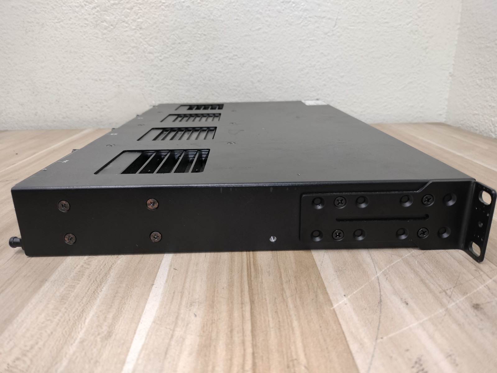 SIEMENS RUGGEDCOM RX1500-L3 RX1500PN-6GK60150AM2 INDUSTRIAL NETWORK SWITCH