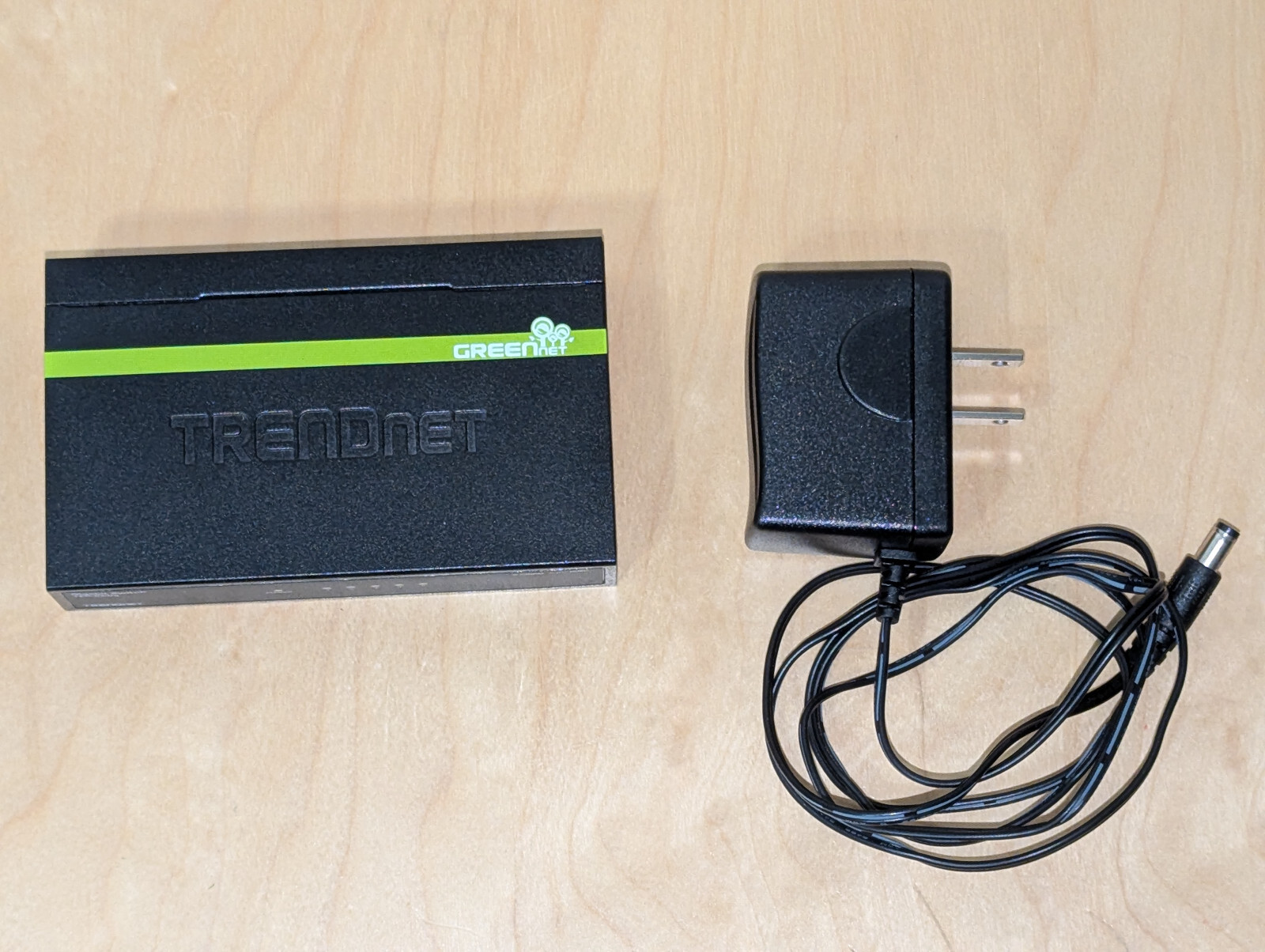 TRENDnet TEG-S50g 5 Port Wall Mountable Ethernet Switch
