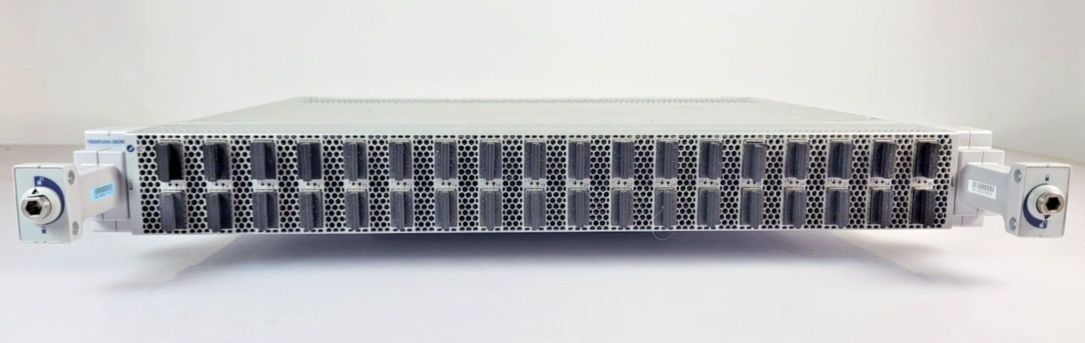 Arista DCS-7800R3AK-36DM-LC 400G 36-Port QSFP-DD Line Card 7800R3 Series
